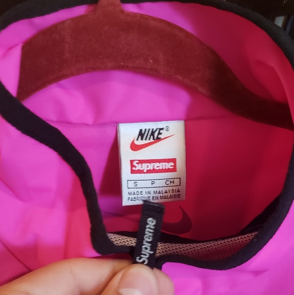 Nike supreme collab trail running jacket - Picture 3 of 5